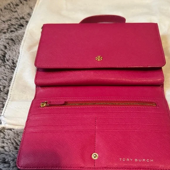 Tory Burch Pink (Fuchsia) Top-Handle Satchel/Crossbody bag with Gold Logo - Picture 2 of 12